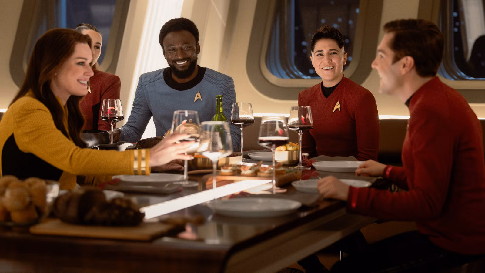 Los EP de Star Trek admiten que el futuro de un personaje de Strange New Worlds estaba “indeciso” en el posible final de la serie