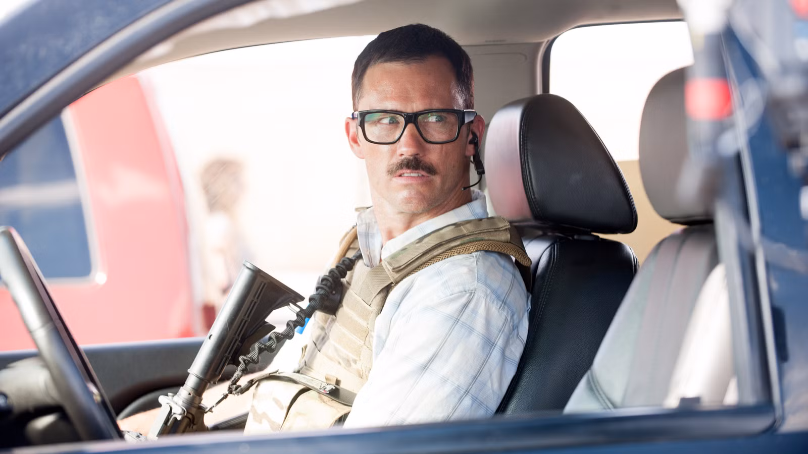 Taylor Sheridan regresa oficialmente para la secuela de suspenso y acción de su mejor película