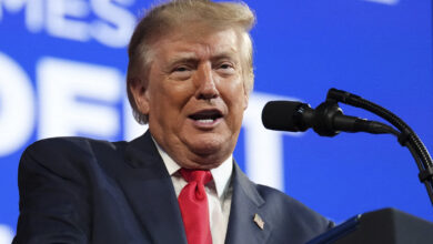 Trump bromea con rebautizar el Atlántico o el Pacífico como 'océano Trump'