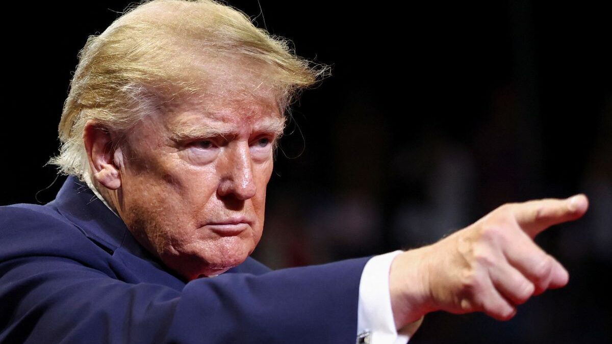 Trump pide a la embajadora de EEUU en Grecia que dimita