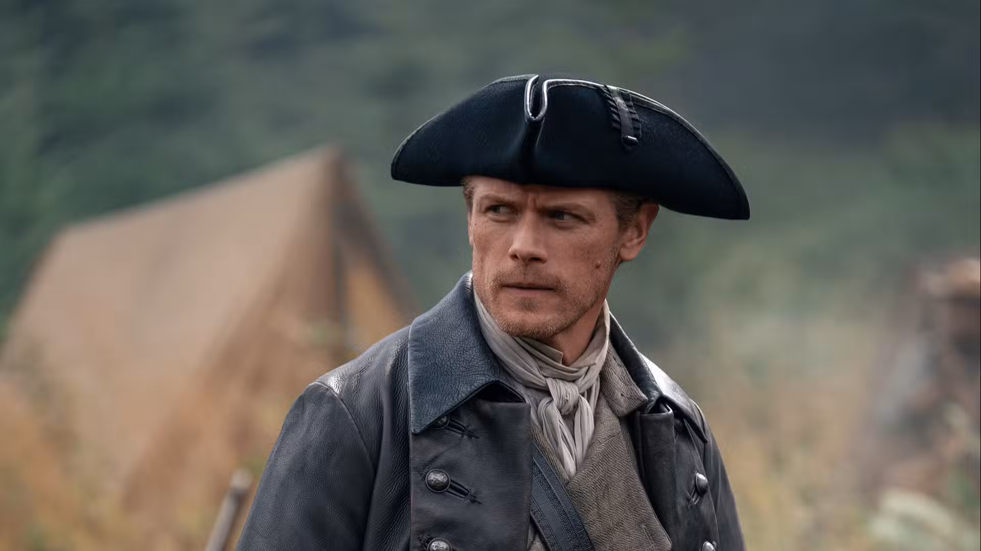 Jamie luce intenso en el final de la temporada 8 de Outlander