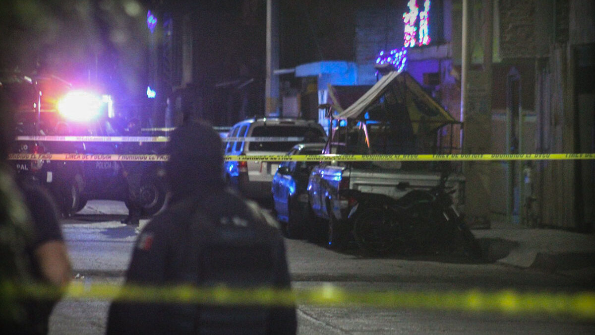 Vinculan a proceso a cuatro policías de Zamora por robo en bar con personas asesinadas